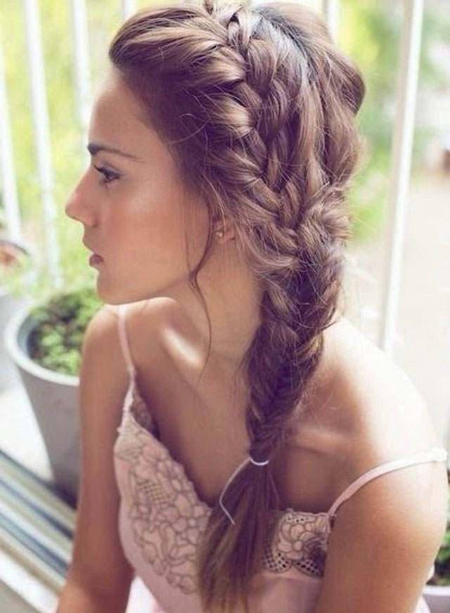side plait fish tail